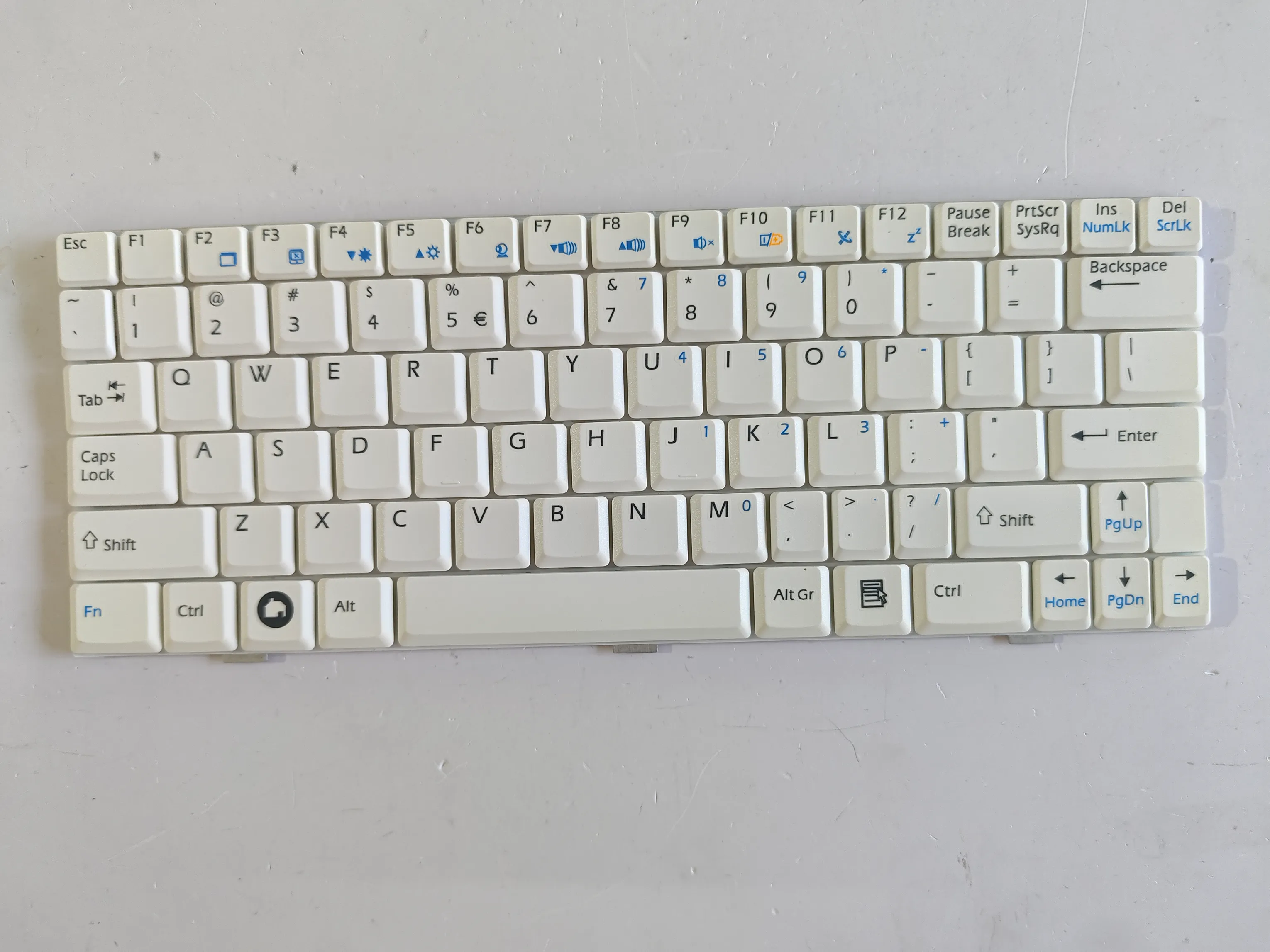 Picture of Laptop US keyboard forNew Replacement Keyboard Laptop For MSI U100 WHITE US US Layout